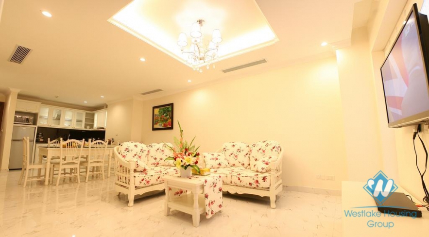 Nice and morden apartment in Ba dinh area