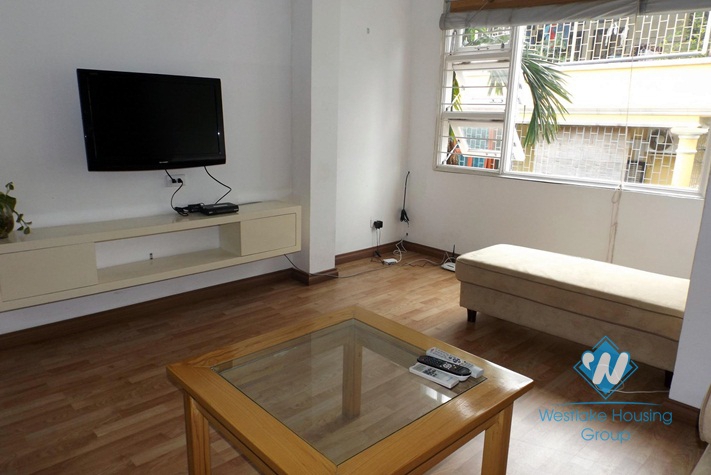 One bedroom, modern and bright apartment for rent in Ba Dinh District, near Lotte Tower