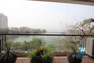 Nice and new apartment in Xuan Dieu st for rent, Tay Ho district 