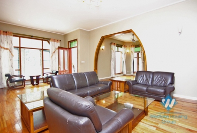 Modern, nice and quiet villa for rent in Tay Ho area