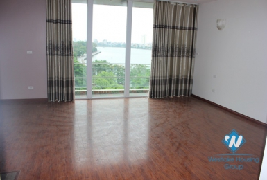 Lake view house for rent in Dang Thai Mai st, Tay ho, Ha Noi