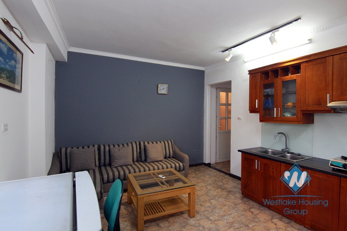 Cheap apartment for rent in Trinh Cong Son st, Tay Ho, Ha Noi.