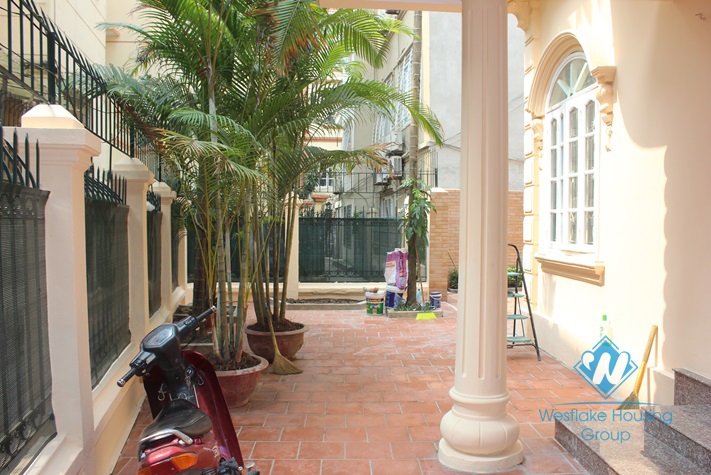 Bright renovated house with 3 bedroom and a huge garden for rent in Westlake Tay Ho, Ha Noi