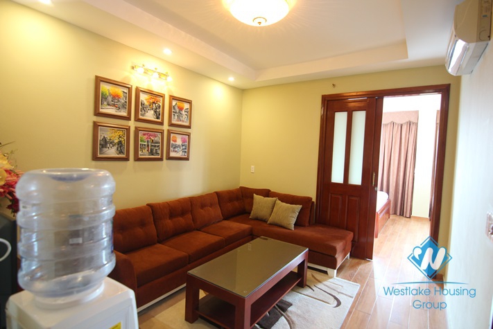 Beautiful and modern apartment with 02 bedrooms for lease in Tay Ho, Ha Noi.