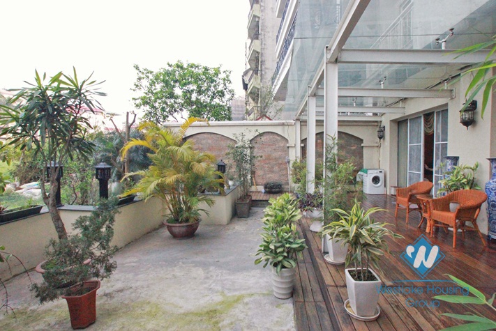 One bedroom apartment with a huge back yard garden for rent on Xuan Dieu