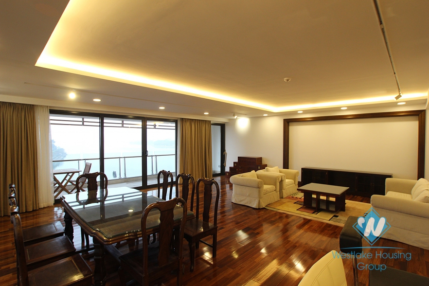 Luxury and Modern apartment  for rent in Xuan Dieu st, Tay Ho, Ha Noi