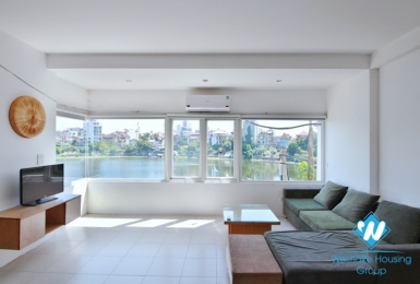 Lake view apartment for rent in Tay Ho Ditsrict, Ha Noi