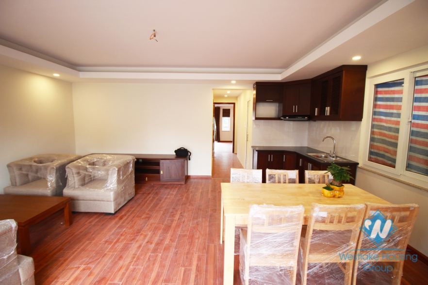 Large one bedroom apartment for rent in Tran Phu street, Ba Dinh district, Ha Noi