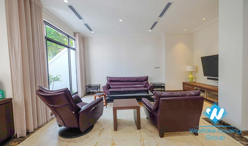  Modern and well renovated 4-bedrooms house in the quiet T block Ciputra