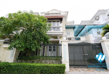 Newly renovated 5 bedroom villa for rent near UNIS school 