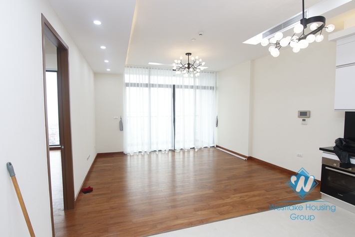 A good-priced and unfurnished apartment for rent in Sun Grand City