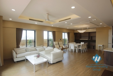 A luxurious penthouse for rent on Hoang Hoa Tham street