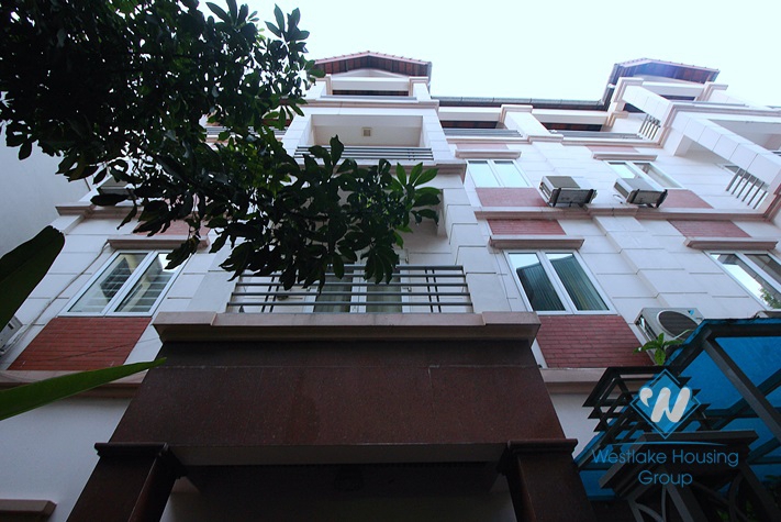 A beautiful and calm house for rent in Tay Ho district