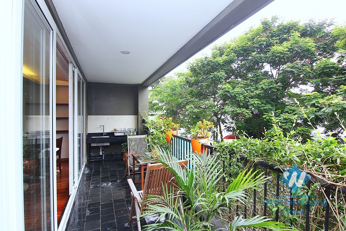 Lake view, spacious 3 bedrooms apartment for rent on Quang Khanh street, Tay Ho, Ha Noi