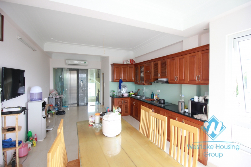 05 bedrooms house for rent in Ba Dinh District, Hanoi. 