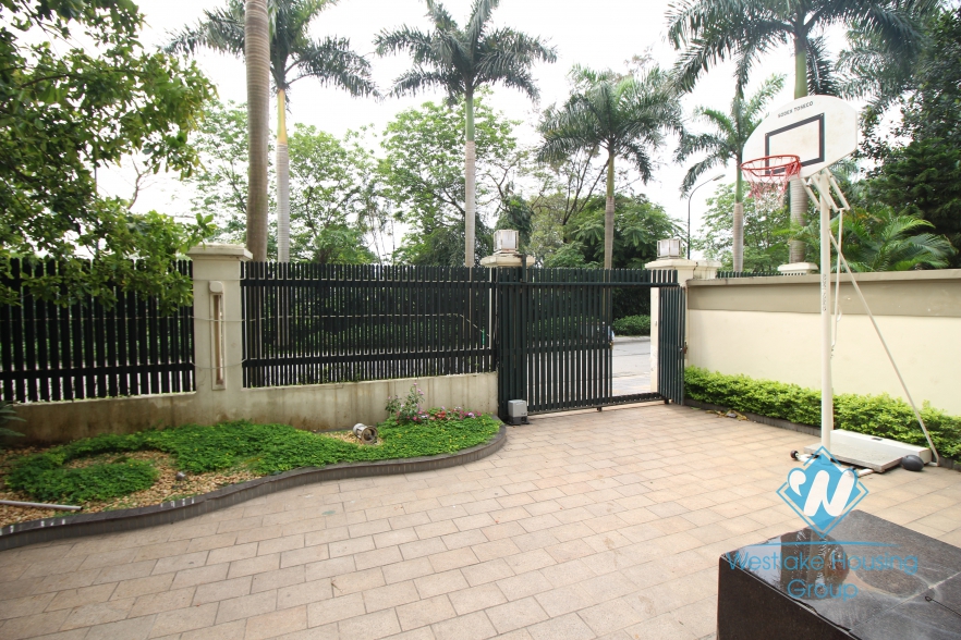 Beautiful modern villa for rent in Ciputra international city