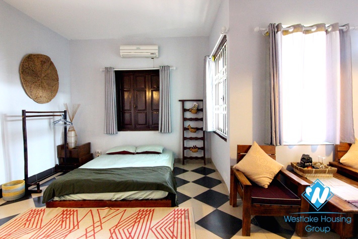 A stylish beautiful studio with lovely balcony for rent in Quang Khanh 