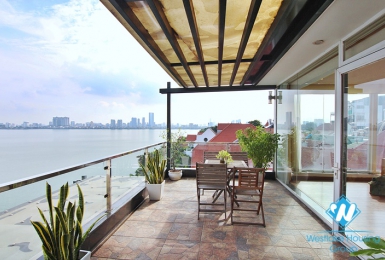   A nice serviced apartment with balcony for rent in Quang An