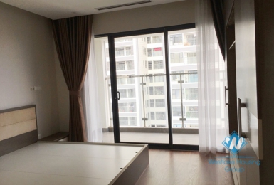 Three bedrooms apartmetn with 100sqm in Thanh Xuan, Hanoi