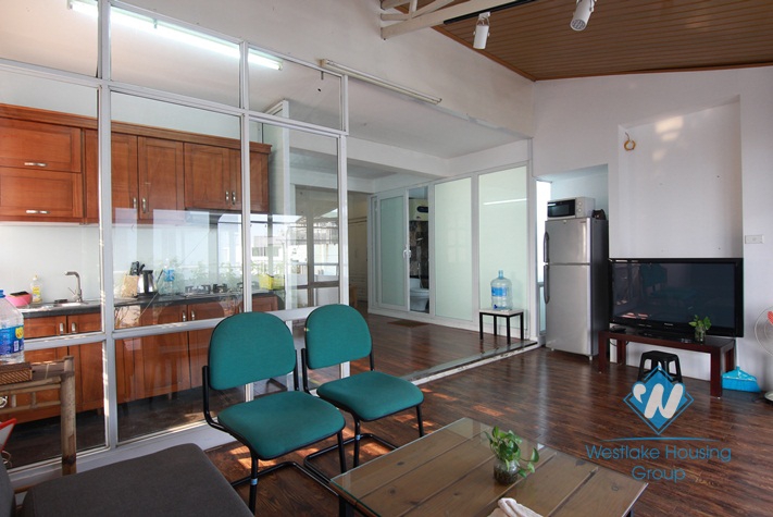 A super bright and cool apartment in hight level for rent on Lac Long Quan street.