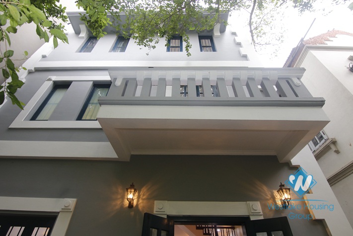A lovely 4 bedroom house for rent in Long Bien District
