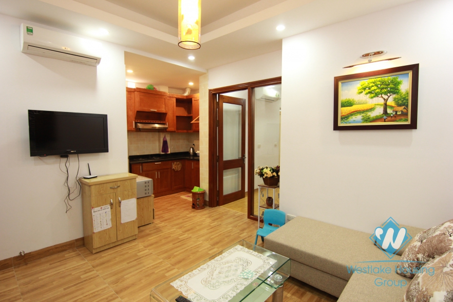 Nice and clean one bedroom apartment for rent in Lang Ha street, Dong Da district, Ha Noi
