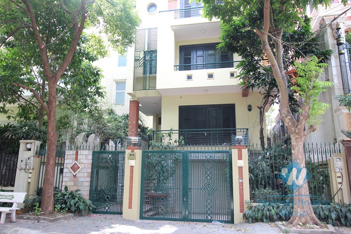 Beautiful villa for rent on Dang Thai Mai, Tay Ho with large ground terrace with greenary, 5 mins walk to Westlake