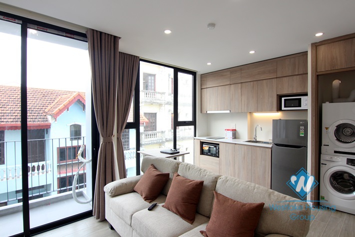 Brand new and morden 2 bedrooms apartment for rent in Tay Ho area.