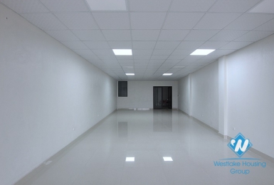 Brand new office for rent in Au Co st-Tay Ho District 