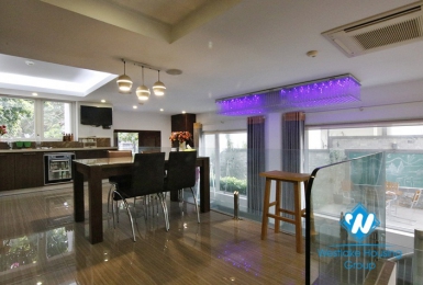 Fully furnished pool villa to rent in Vinhomes Riverside Hanoi