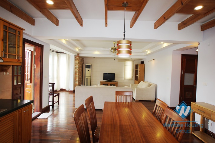 Beautiful apartment for rent in Yen Phu, Tay Ho District, Ha Noi