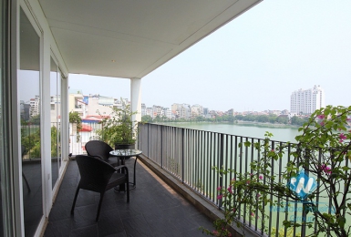 A lake view 2 bedroom apartment for rent in Quang An, Tay Ho