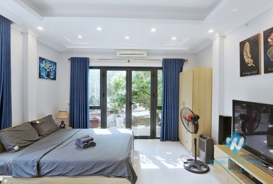 A newly and brightly studio for rent in Lac Long Quan, Tay Ho, Ha Noi