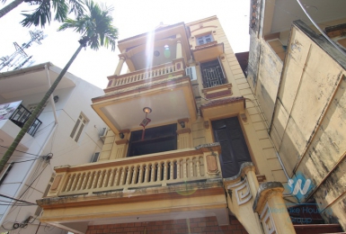 Cheap house for rent in the heart of Tay Ho over 400 sqm usage area