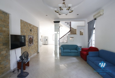 400 sqm villa with 4 bedrooms for rent in D block, Ciputra.