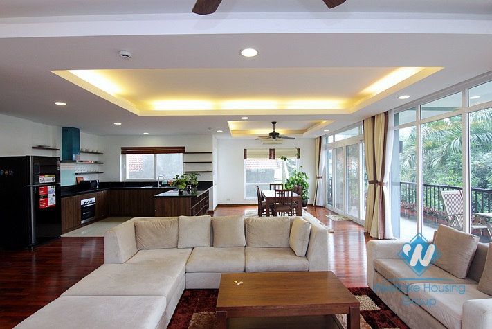 Spectacular apartment in Tay Ho for rent
