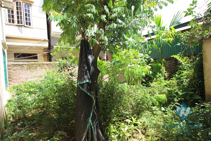 House for rent in Tay Ho Hanoi with 4 bedrooms and large garden at Westlake area