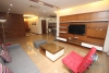 Nice three bedrooms apartment for rent in Tran Duy Hung street, Cau Giay district, Ha Noi
