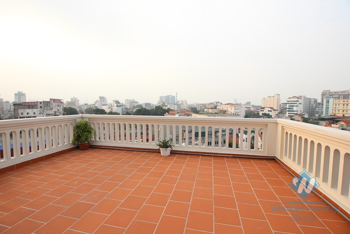 Modern and elegant solo apartment for rent in city centre Hanoi
