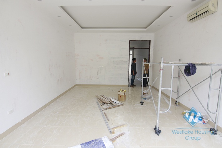 New office building for rent in Nguyen Chi Cong street, Tay Ho district, Ha Noi