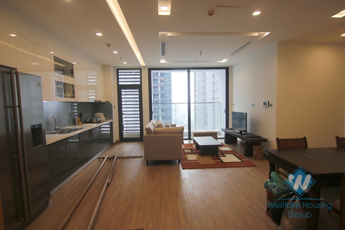 Four bedroom apartment for rent in Vinhome Metropolis, Ha Noi
