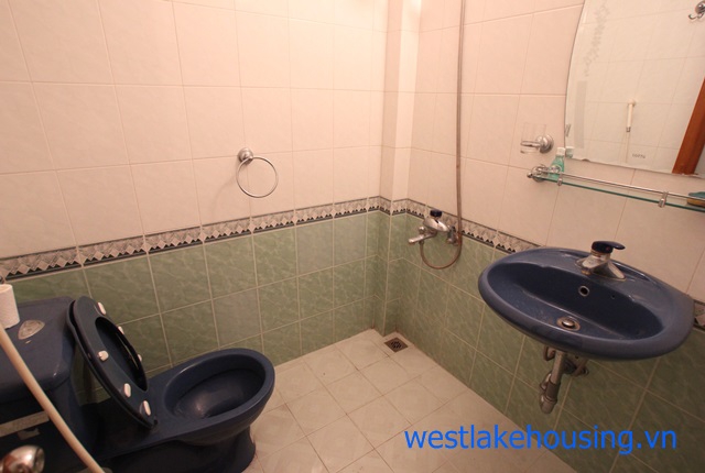 Cheap and nice house with 3 bedrooms for rent in Dang Thai Mai st, Tay Ho, Ha Noi