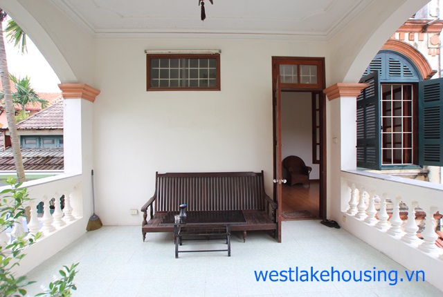 Cheap and nice house with 3 bedrooms for rent in Dang Thai Mai st, Tay Ho, Ha Noi